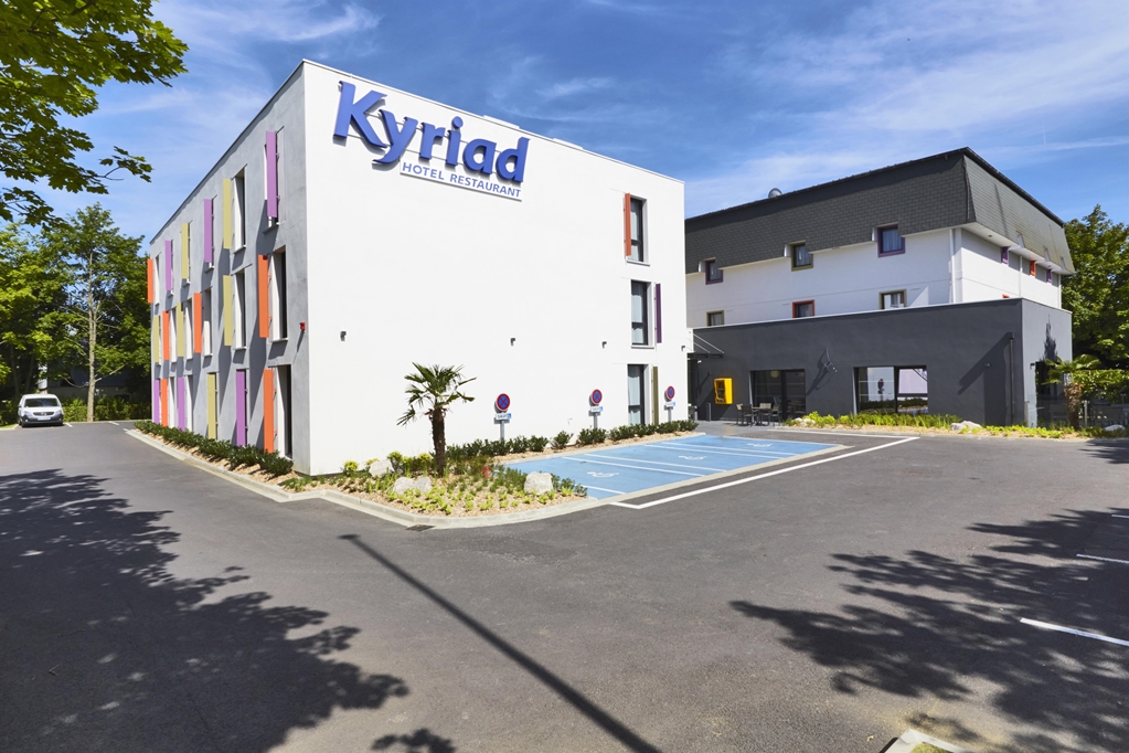 Kyriad Saint Quentin en Yvelines - Montigny